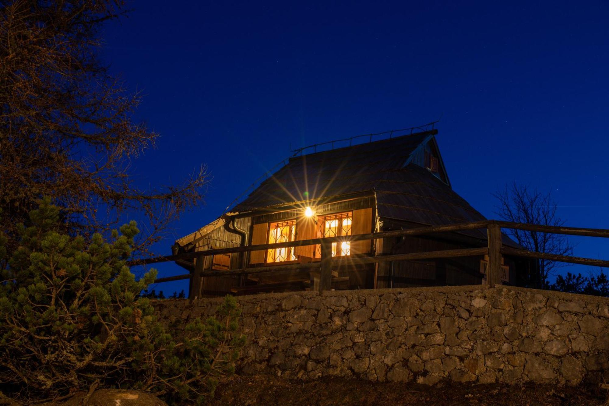 Koca Kronca - Velika Planina Stahovica Extérieur photo